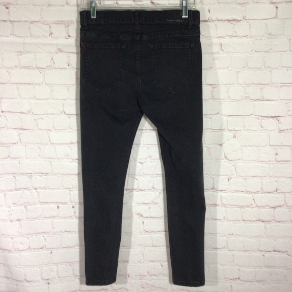 BDG Mid-Rise Twig Grazer Black Denim Jeans - Size 28W x 26L - Picture 4 of 10